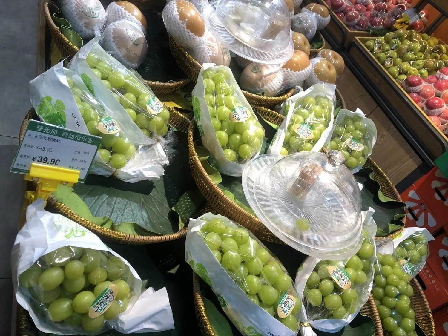 Chinese green grapes from Yunnan Province on display at a fruit chain store in Guangzhou 21 January 2022. Price RMB 39.9/500grams